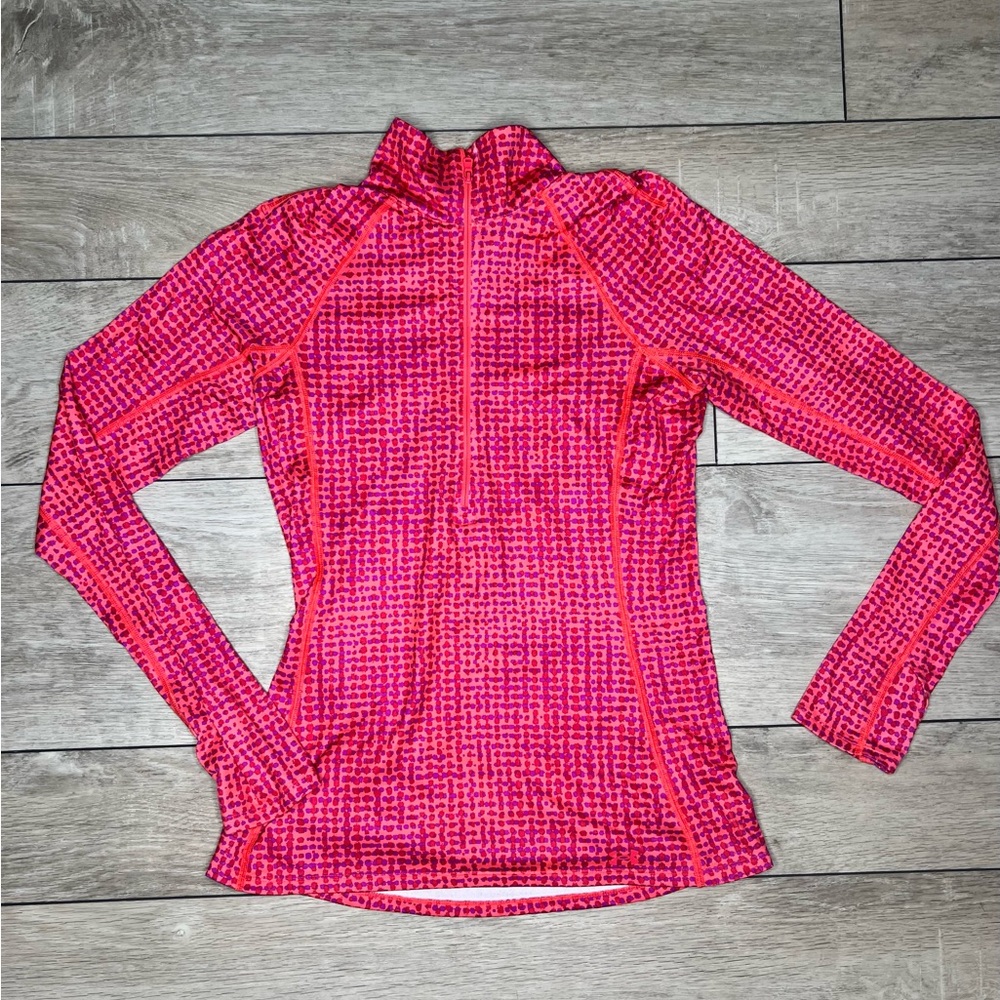 Under Armour Pink Cold Gear Base Layer Running  1/4 Zip Pullover in Neon Pink XS